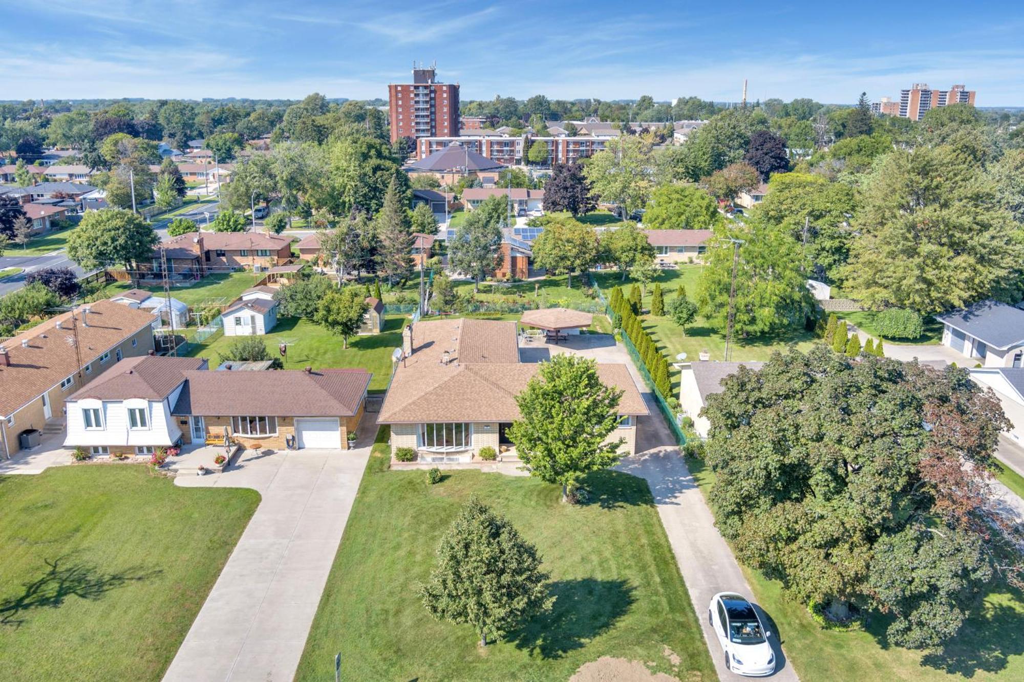Park Bungalow #4 - Seacliff Beach Suites Leamington Exteriér fotografie
